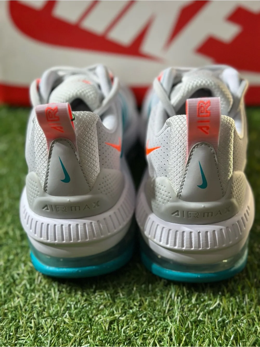 Nike air max
